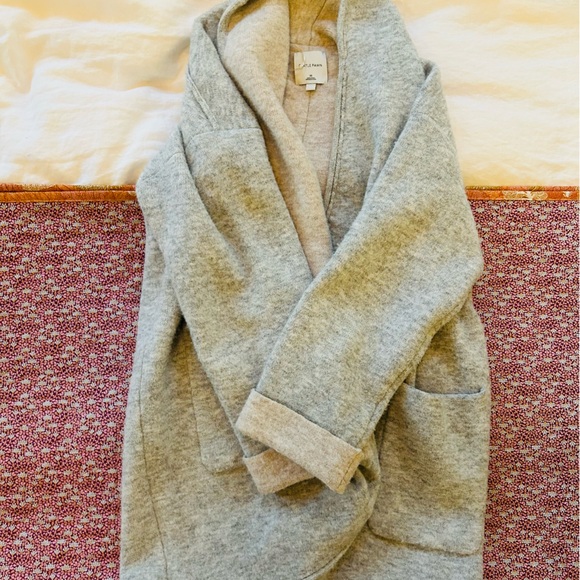 Gentle Fawn XS Ramona Cardi in light Grey.  So COZY! - Picture 4 of 9
